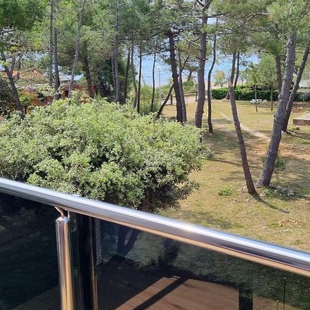 Denis Apartment Vir Εξωτερικό φωτογραφία