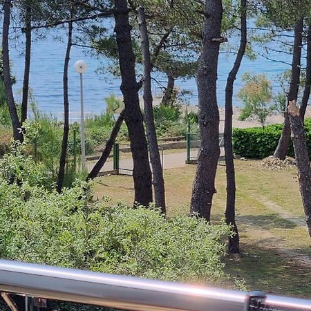 Denis Apartment Vir Εξωτερικό φωτογραφία